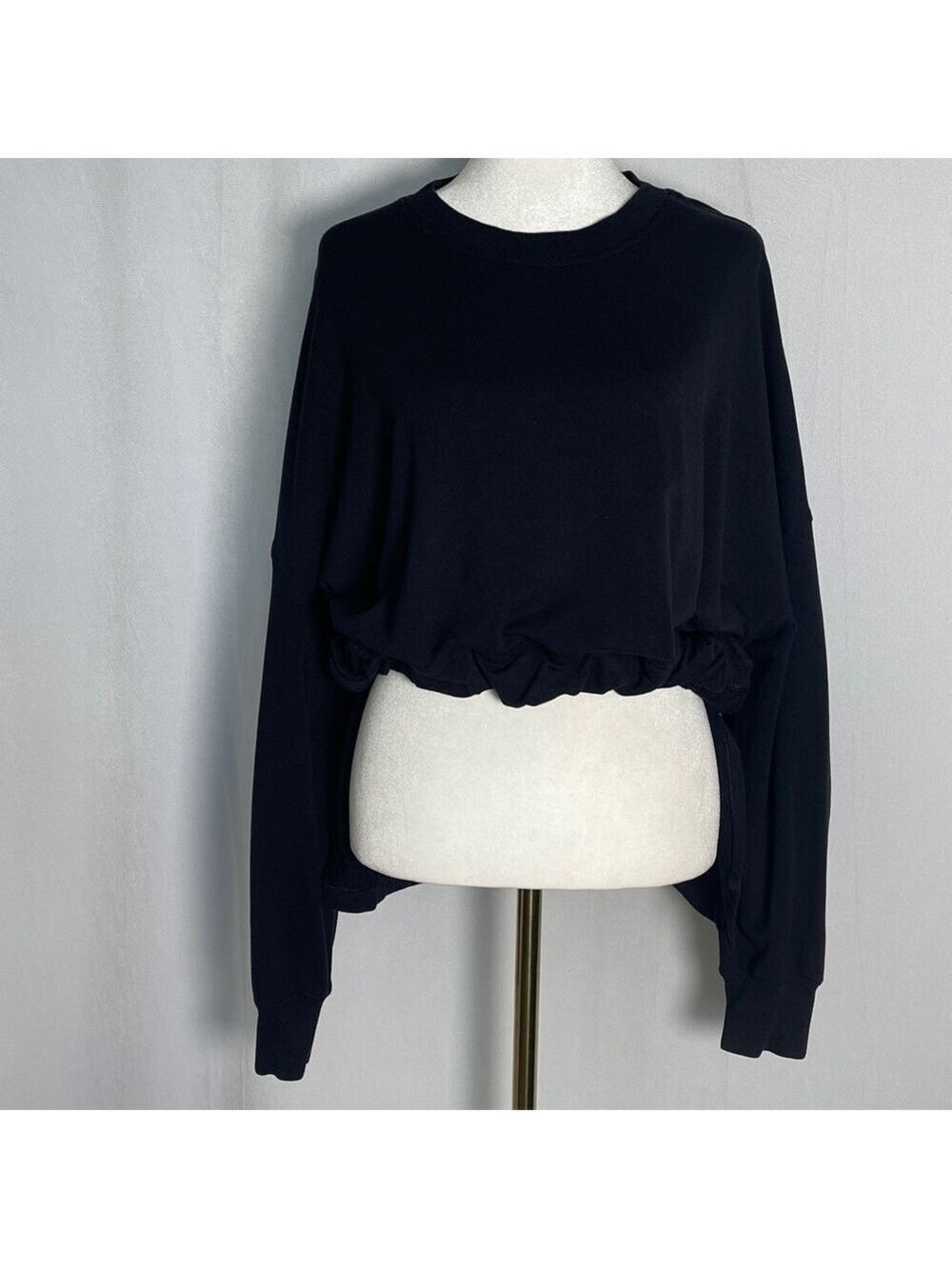 Lululemon Bound to Bliss Tie Sweatshirt Sz M/L Black Oversized Soft Pullover EUC